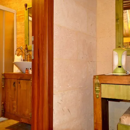 Cappadocia Hills Cave 2*